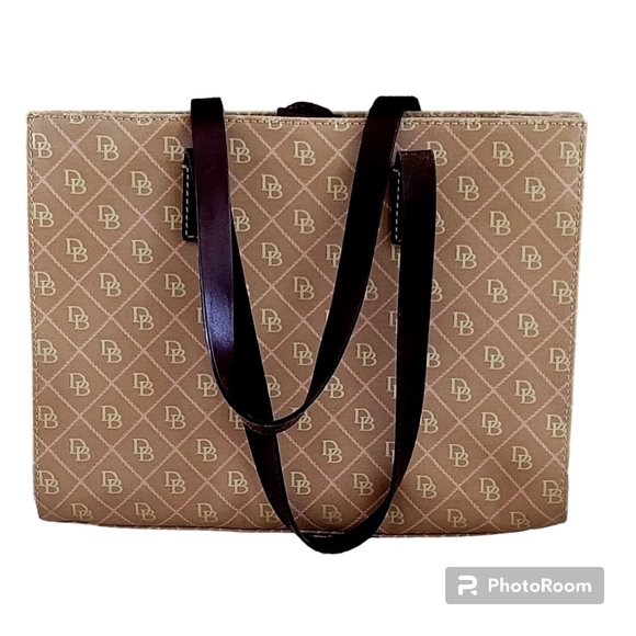 Dooney & Bourke East/West Tote Handbag in Tan/Beige with Brown Leather Straps - Picture 5 of 14
